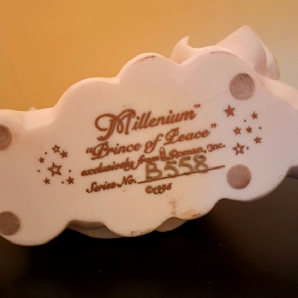 Prince of Peace Mother and Child,...Millenium collection by Roman Art Company - Picture 3 of 5